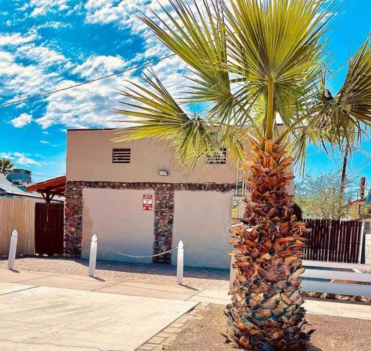Quaint Historic Cottage In Downtown Phoenix Exterior photo